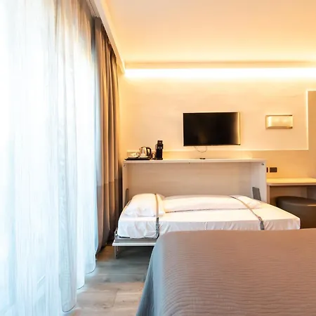 Hotel Campagnola Riva del Garda Room photo